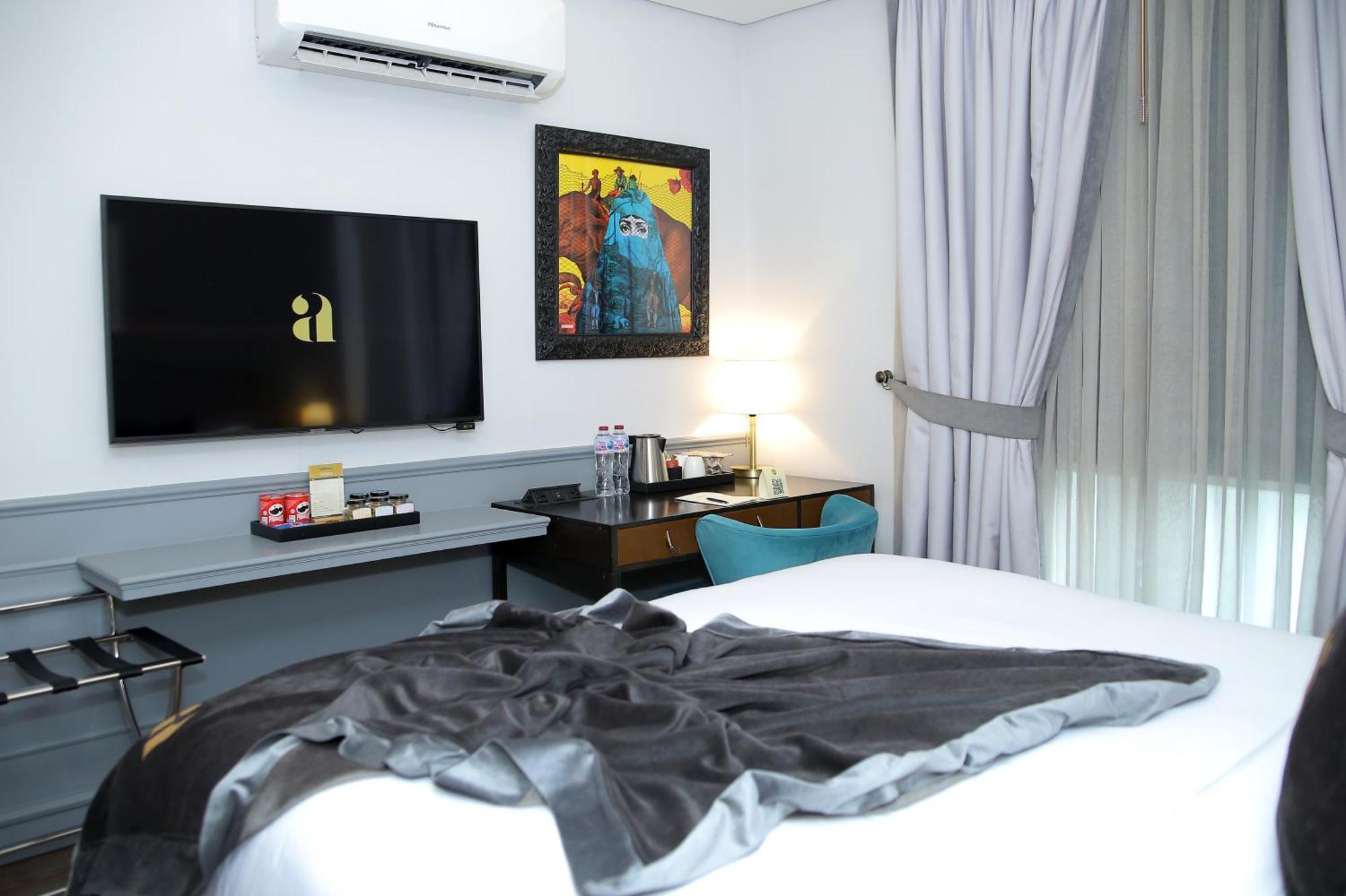Ambiance Boutique Art Hotel Lahore Extérieur photo A room at the hotel